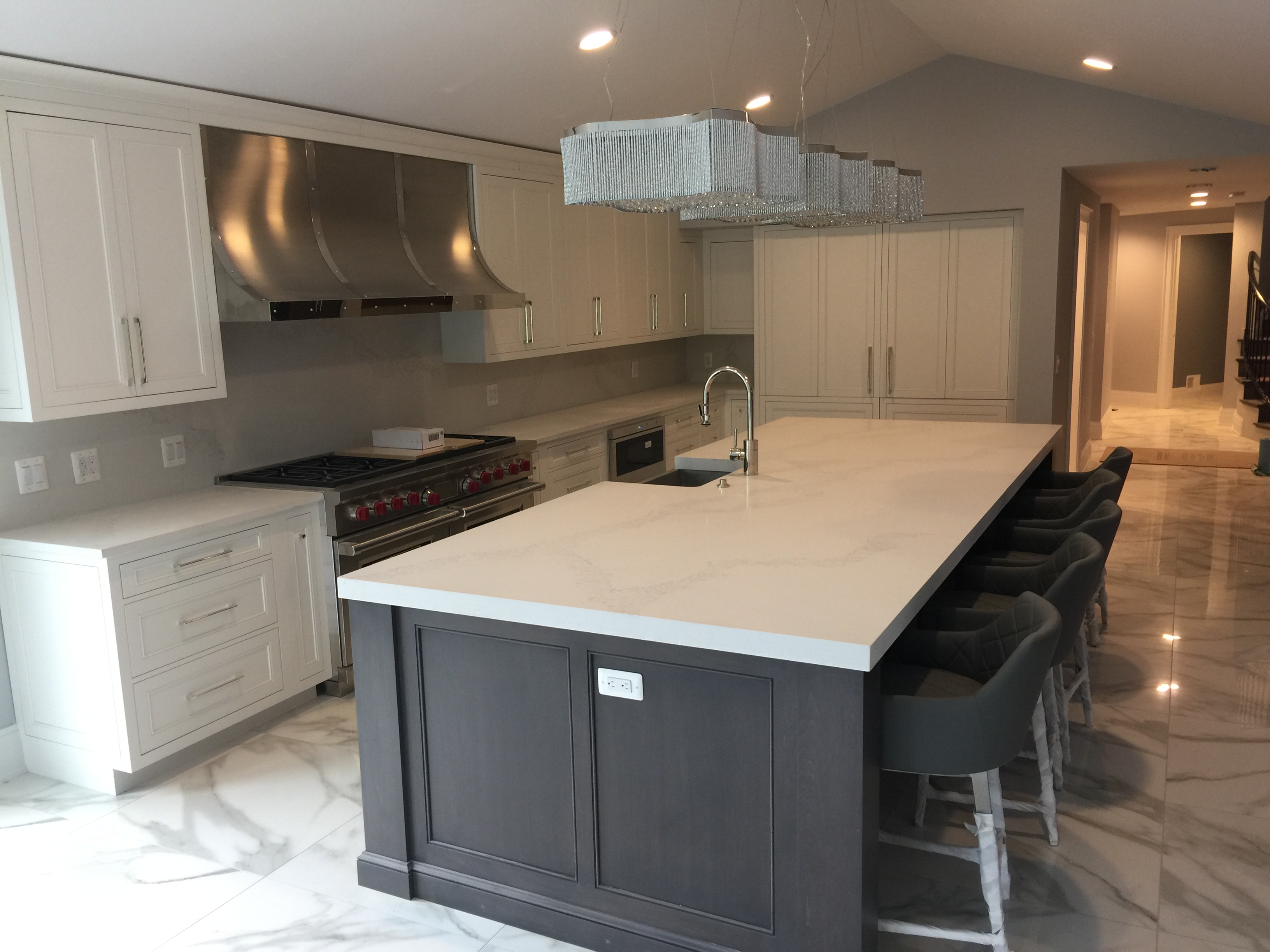 Extreme Granite and Marble - Quartz Kitchen Countertops Fabrication and Design Services